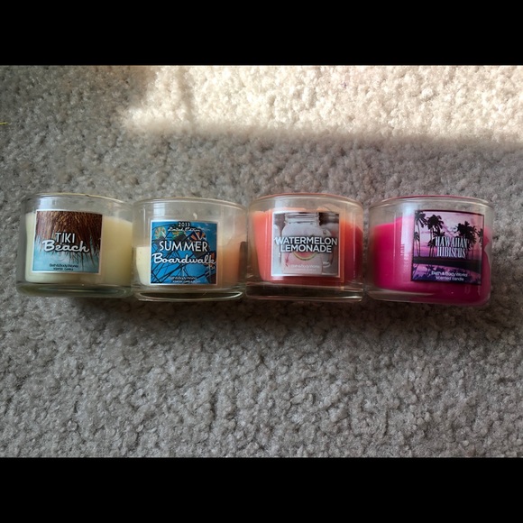 Bath and Bodyworks set of 8 mini summer candles - Picture 2 of 3